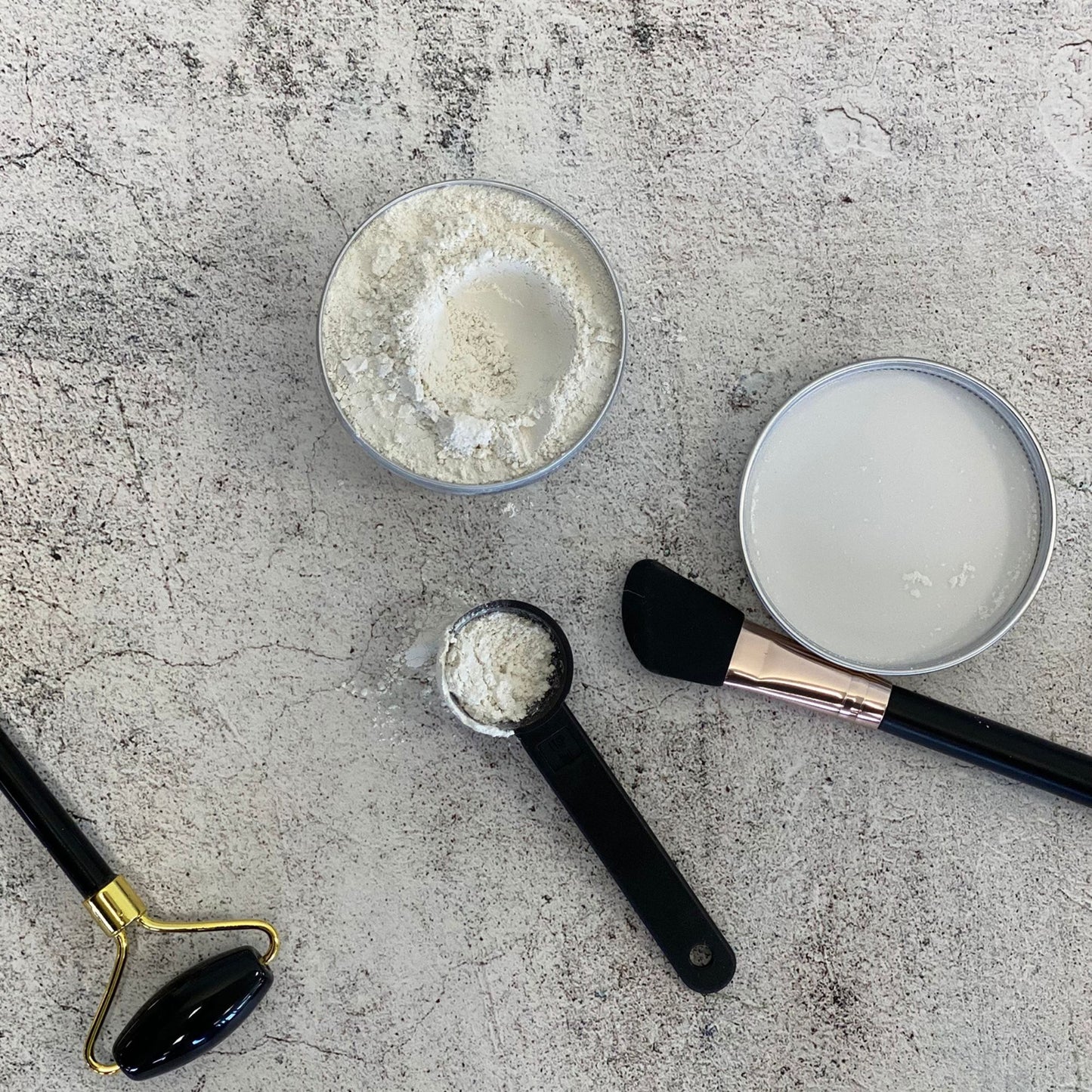 Masque tonifiant à l'argile rouge. 80g