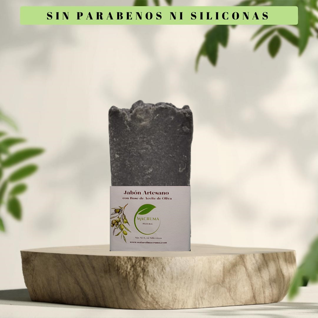 Savon artisanal à l'huile d'olive avec charbon actif. 90-100g